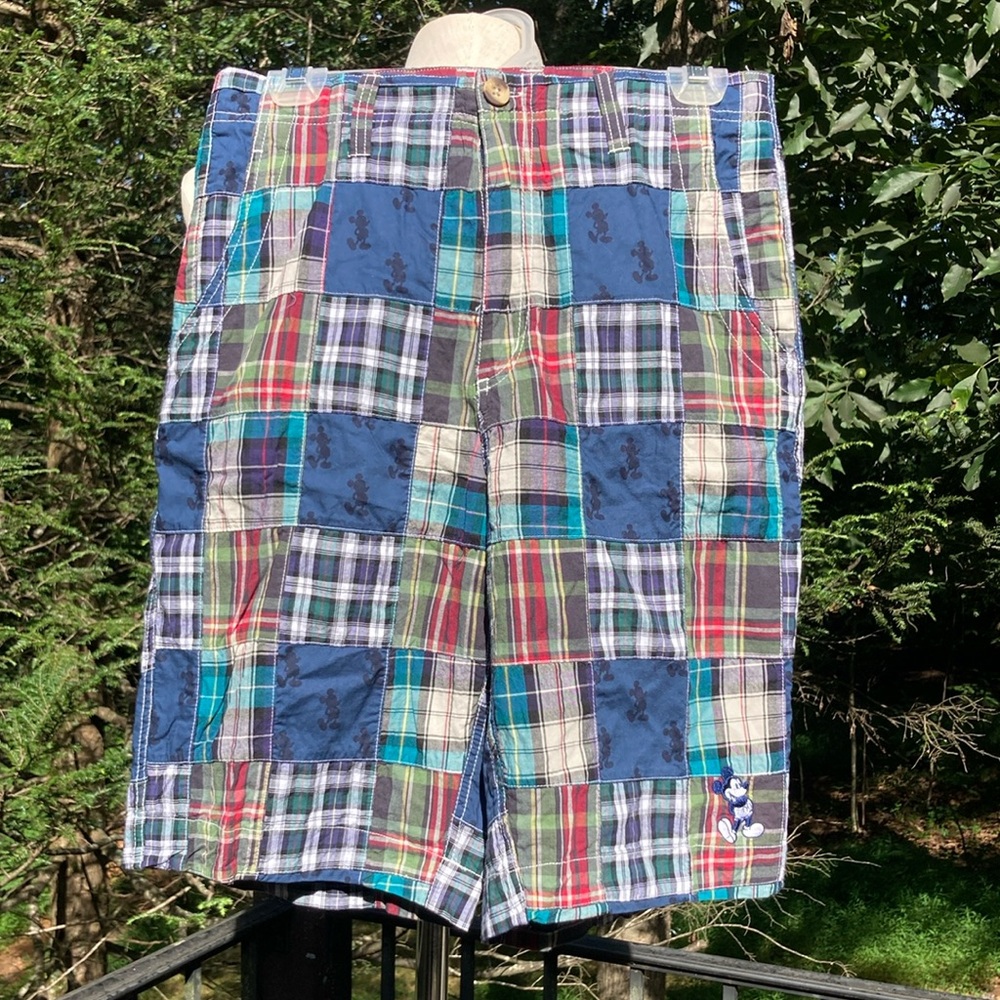 Walt Disney World Men's Patchwork Plaid Shorts Mickey Mouse sz. 30